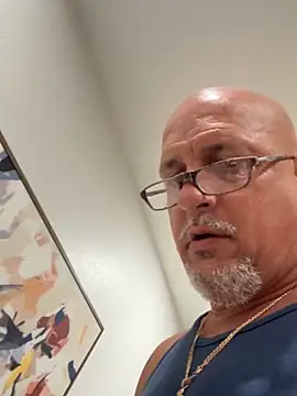 carlospingalinda online show from September 19, 11:48 pm