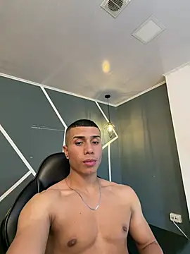 bruno cavalli online show from April 9, 5:30 pm