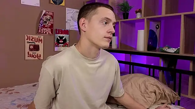 Oliver Sunshine online show from February 1, 2:02 pm