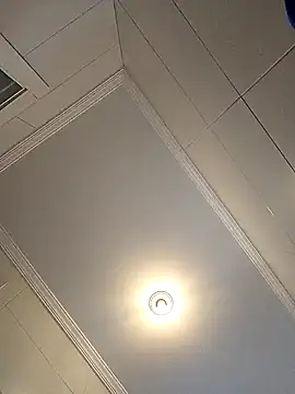 Santanacumxplod online show from February 11, 7:27 pm