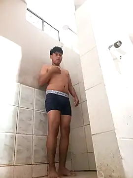 dar23465 online show from March 31, 10:00 pm