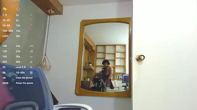 Snapshot of tattokoi chatting on January 18, 7:37 pm tattokoi online show from January 18, 7:37 pm