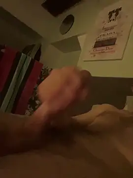 Snapshot of wyattstone chatting on September 30, 11:30 pm wyattstone online show from September 30, 11:30 pm