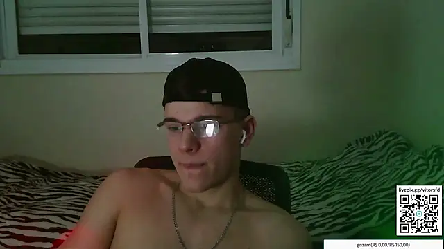 vitorsafado19 online show from November 5, 1:40 am