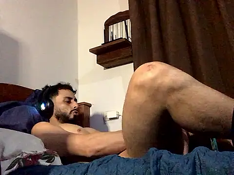 Nooneisthis online show from March 3, 7:49 am