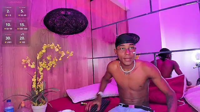 JackBBC18 online show from September 25, 2:27 pm