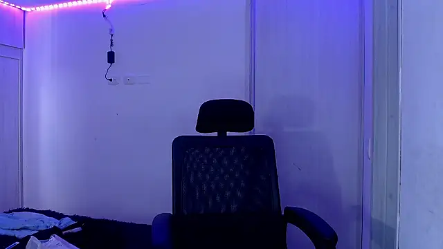 Juanmres online show from December 22, 6:49 pm