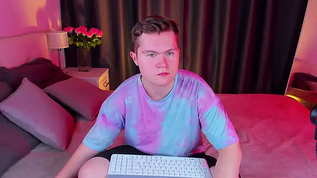 Asacura Yo online show from January 26, 5:45 am