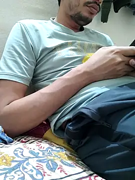 letsfunss008 online show from January 29, 7:32 pm