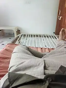 xmanrawan2 online show from October 7, 3:32 am