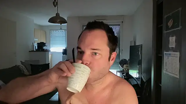 Funnyjul31 online show from February 14, 11:16 am