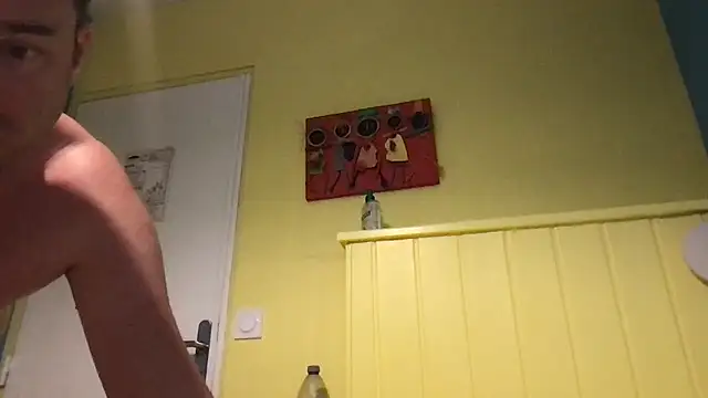 Funnyjul31 online show from January 14, 9:29 pm