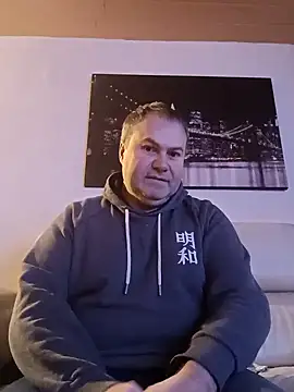 Pourleplasirs online show from February 10, 10:40 pm