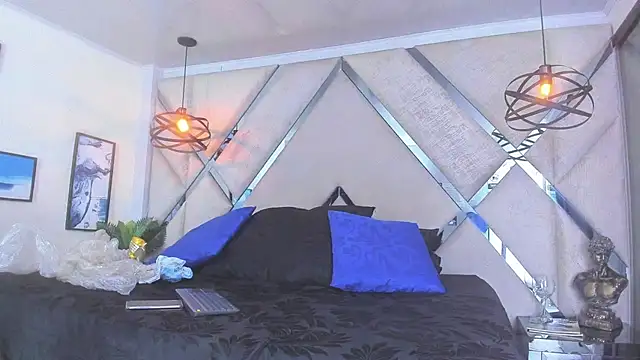 Thomas May4rs online show from February 25, 4:35 am