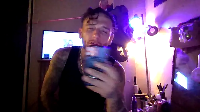 cruz815 online show from September 14, 4:03 am