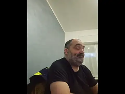 fuocovivo4 online show from April 1, 4:59 pm