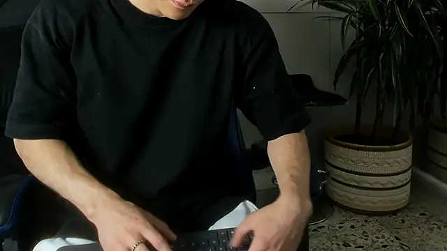 roan birkin online show from March 10, 9:32 pm