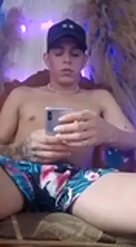 duquehotvoy online show from February 6, 7:51 pm