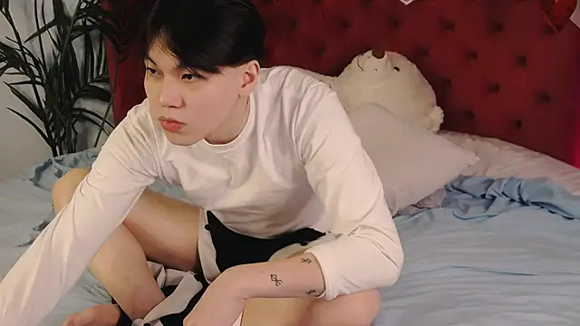 Snapshot of just_gay_ chatting on February 15, 1:38 pm just gay online show from February 15, 1:38 pm