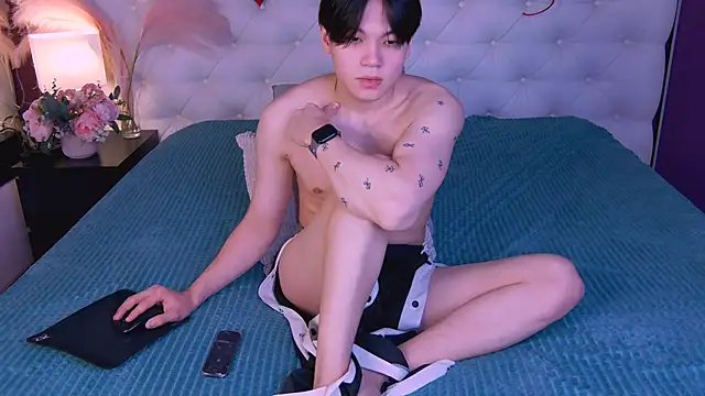 Snapshot of just_gay_ chatting on March 2, 1:09 pm just gay online show from March 2, 1:09 pm