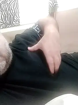 NAvoglia online show from November 2, 9:52 pm