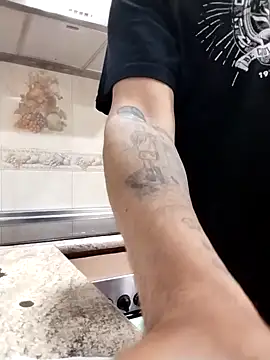 jonymoreno online show from September 29, 9:32 pm