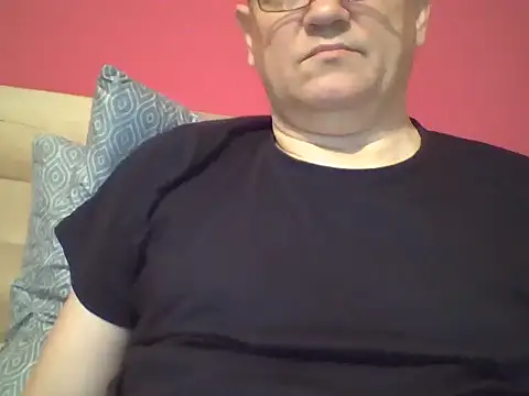 Snapshot of ruplumber chatting on February 17, 12:54 am ruplumber online show from February 17, 12:54 am