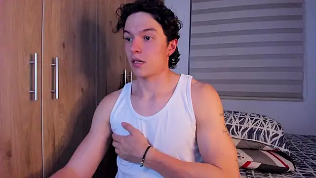 Mastrangelo xxx online show from October 21, 4:59 am