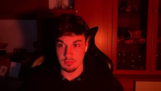 NaplesGuy04 online show from February 19, 10:42 pm