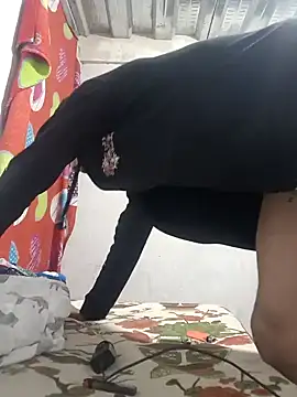 Snapshot of baby-buu chatting on February 17, 5:36 am baby-buu online show from February 17, 5:36 am