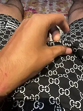 man16101 online show from January 6, 4:00 pm