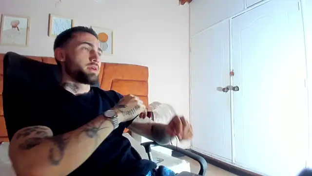 Luke davis01 online show from March 5, 1:28 pm