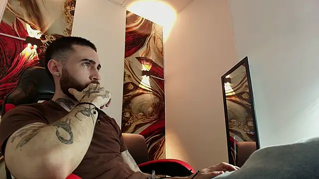 Luke davis01 online show from October 6, 1:16 pm