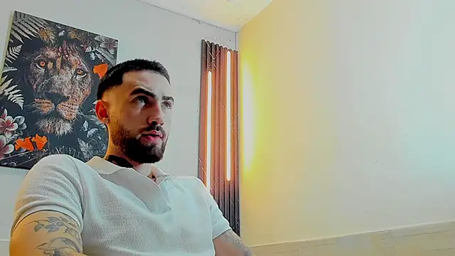 Luke davis01 online show from February 24, 12:48 pm