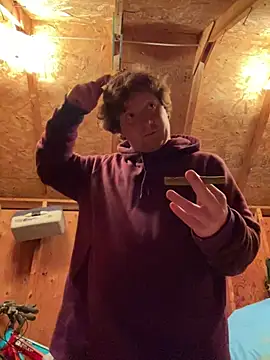 onlyhill online show from April 10, 2:18 am