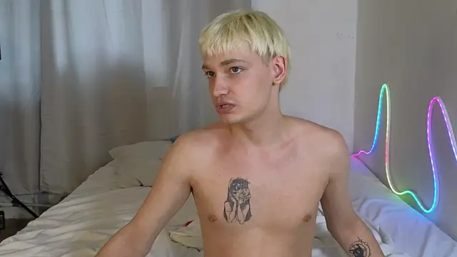 Julian wins online show from April 1, 4:14 am