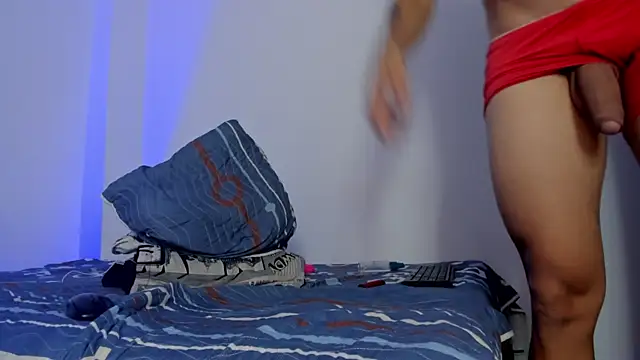 hugosan12 online show from November 28, 8:22 pm