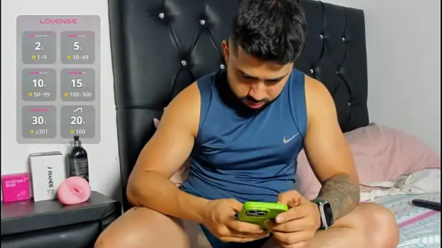 mikeblaree online show from December 16, 1:23 am