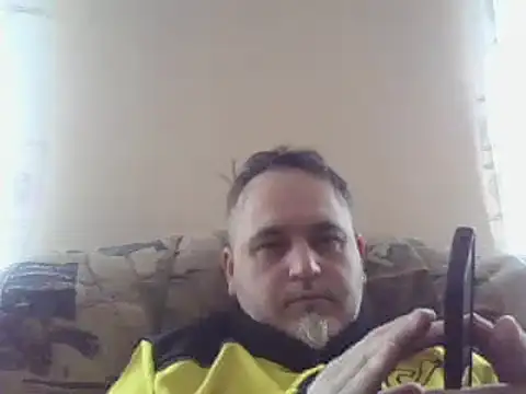 Snapshot of Szolga10 chatting on February 23, 7:06 am Szolga10 online show from February 23, 7:06 am