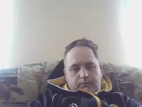 Snapshot of Szolga10 chatting on March 15, 9:41 am Szolga10 online show from March 15, 9:41 am