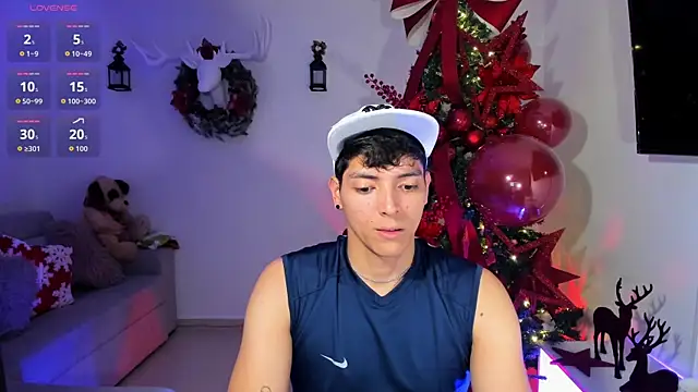  JacobMiller   online show from December 23, 5:27 am