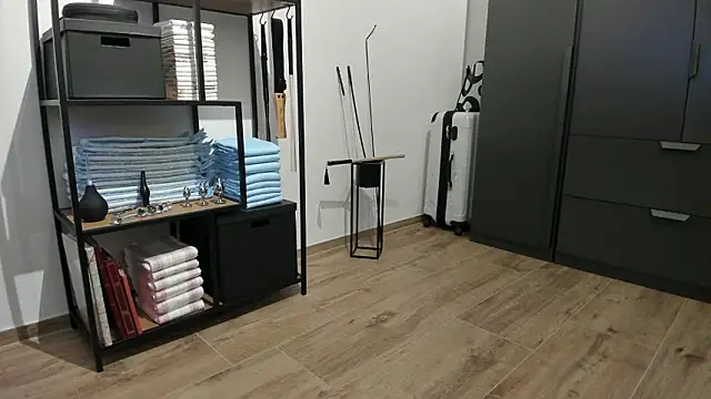 molicaremolicare online show from February 17, 5:34 pm