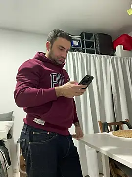 morfeoX online show from March 17, 9:01 am