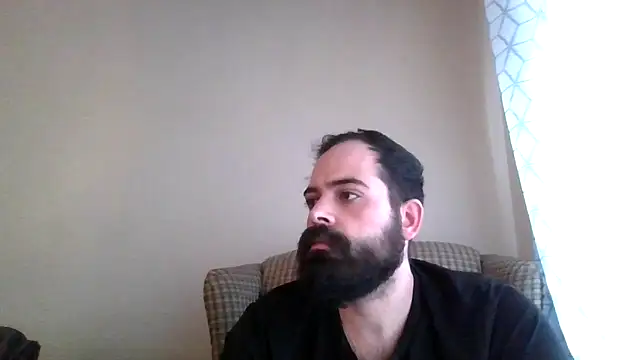 guccititi online show from April 19, 9:28 pm