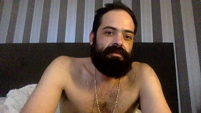 guccititi online show from September 19, 10:48 am