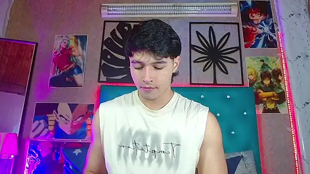 LiamAndrewzz online show from February 6, 4:31 am