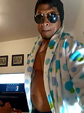 Odin-2121 online show from February 19, 11:36 pm