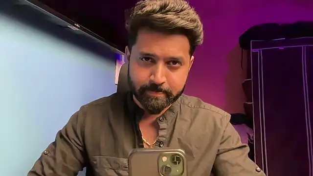 screwdrivertournevis3 online show from March 8, 6:57 pm