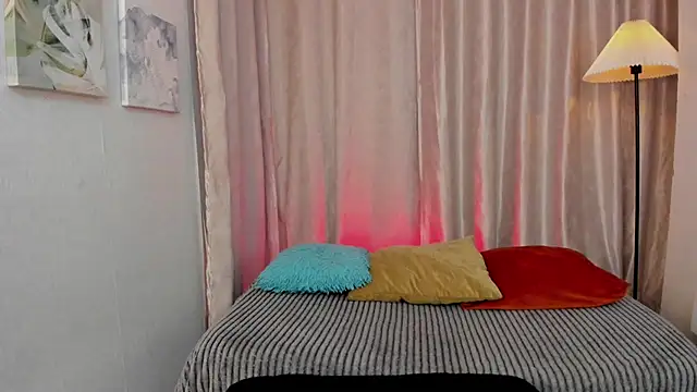 iiangel  online show from February 18, 3:59 am