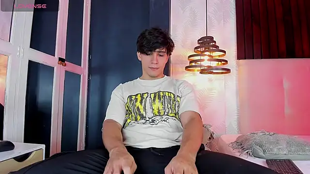 Allex Cano online show from April 1, 9:12 pm